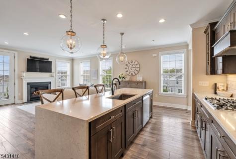 137 Aspen Drive Cedar Grove NJ 07009