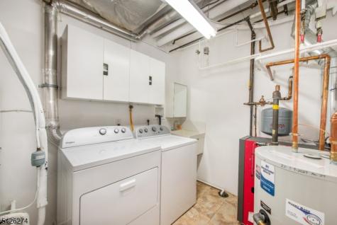 1360 Hamburg Tpke Unit 402 Wayne NJ 07470
