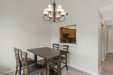 18 Pine Court Bedminster NJ 07921