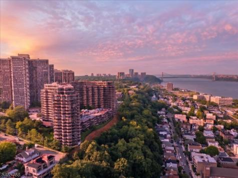 100 Carlyle Drive Cliffside Park NJ 07072