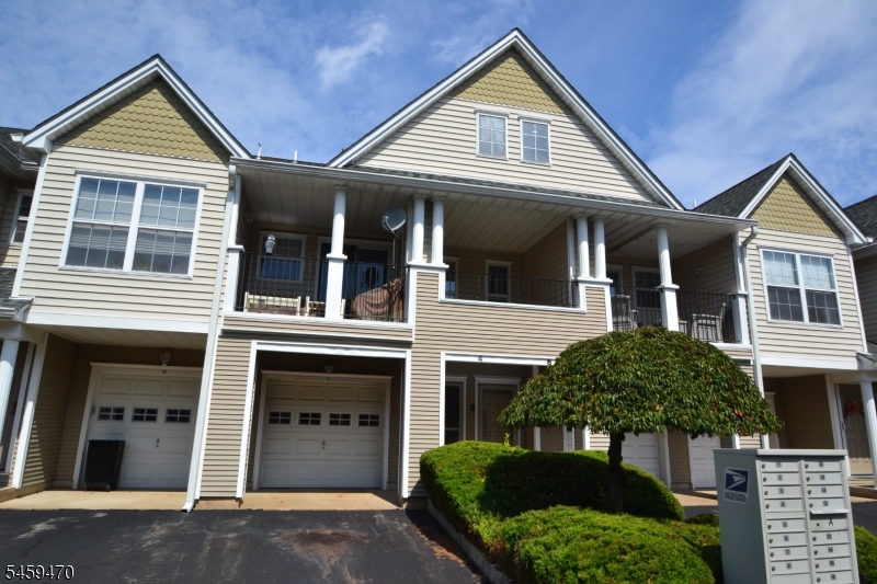 4 Collura Lane Clifton NJ 07012
