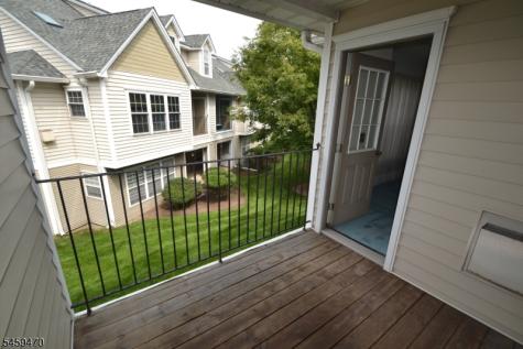4 Collura Lane Clifton NJ 07012