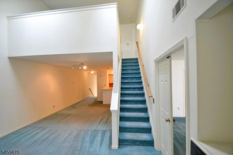 4 Collura Lane Clifton NJ 07012