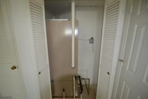 4 Collura Lane Clifton NJ 07012