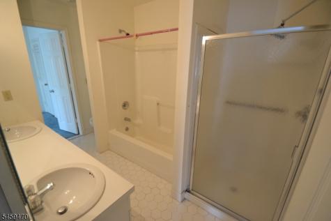 4 Collura Lane Clifton NJ 07012