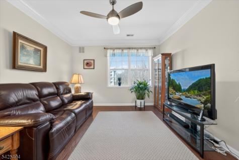 5205 Warrens Way Wanaque NJ 07465