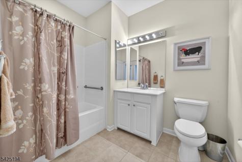 5205 Warrens Way Wanaque NJ 07465