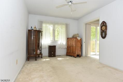 9 Parsons Court Mahwah NJ 07430