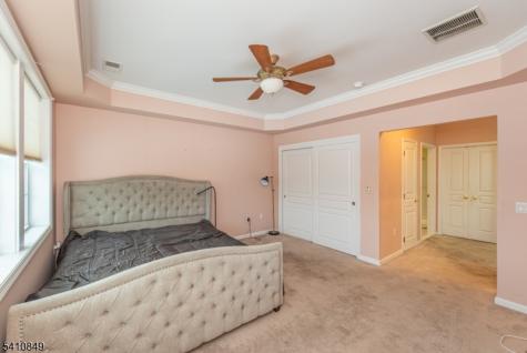 10323 Warrens Way Wanaque NJ 07465