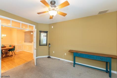 10323 Warrens Way Wanaque NJ 07465