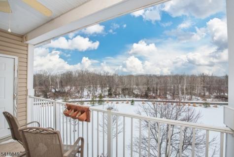 10323 Warrens Way Wanaque NJ 07465