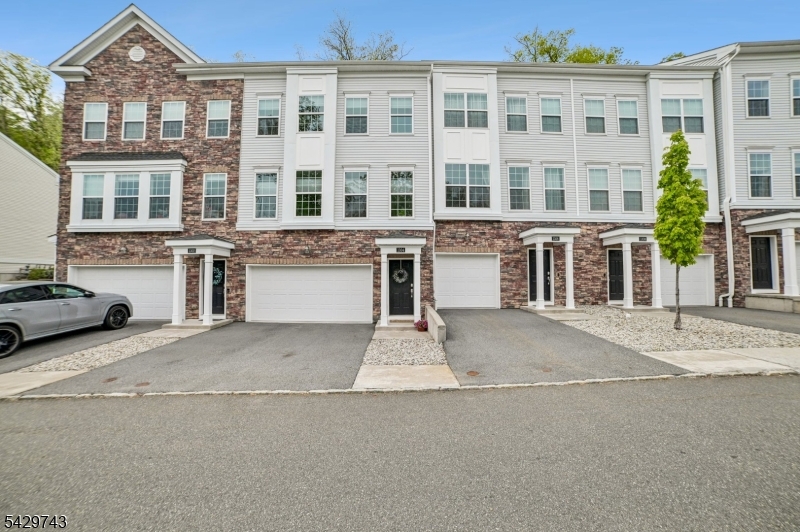1304 Parkview Lane Rockaway NJ 07866