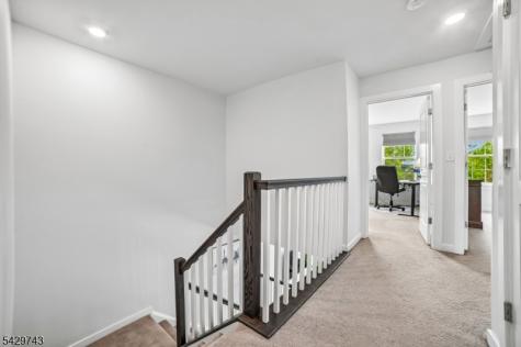 1304 Parkview Lane Rockaway NJ 07866