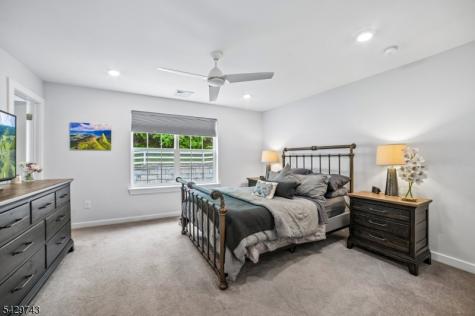 1304 Parkview Lane Rockaway NJ 07866