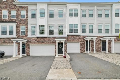 1304 Parkview Lane Rockaway NJ 07866