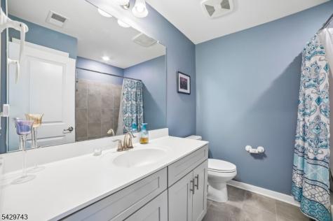 1304 Parkview Lane Rockaway NJ 07866
