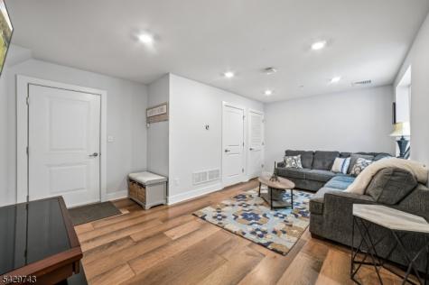 1304 Parkview Lane Rockaway NJ 07866