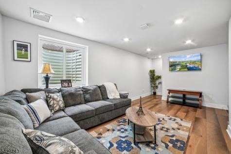 1304 Parkview Lane Rockaway NJ 07866