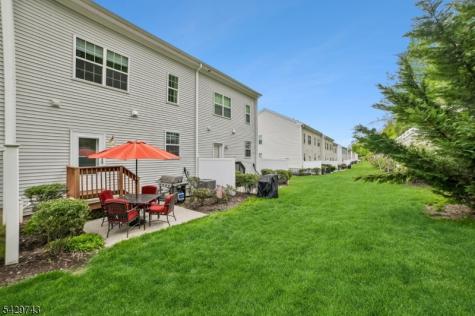 1304 Parkview Lane Rockaway NJ 07866