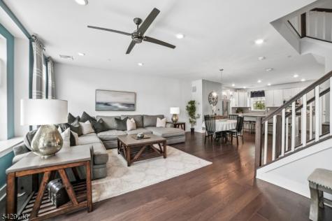1304 Parkview Lane Rockaway NJ 07866
