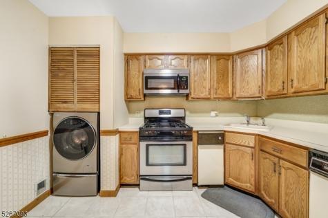 10 Falls Bridge Drive Totowa NJ 07512