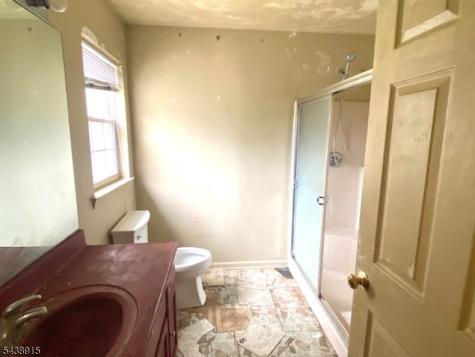 274 Bald Eagle Drive Lopatcong NJ 08886