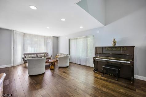 182 Clarken Drive West Orange NJ 07052