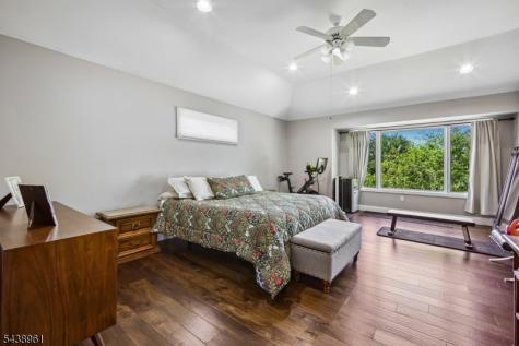 182 Clarken Drive West Orange NJ 07052