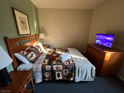 7 Maple Crescent Vernon NJ 07462