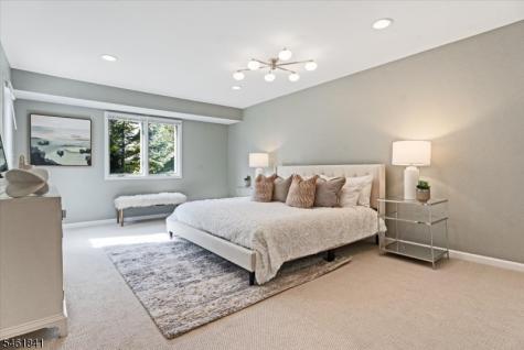 25 Knutsen Drive West Orange NJ 07052