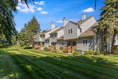 25 Knutsen Drive West Orange NJ 07052