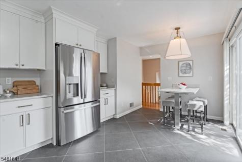 25 Knutsen Drive West Orange NJ 07052