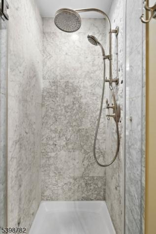 208 Shearwater Court Jersey City NJ 07305