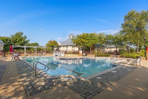 208 Shearwater Court Jersey City NJ 07305