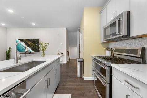 31 S Davenport Street Somerville NJ 08876