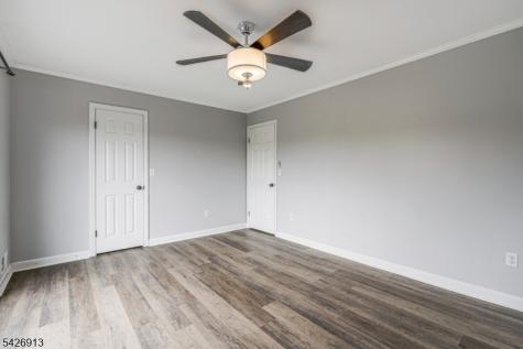 206 Spruce Hills Drive Glen Gardner NJ 08826