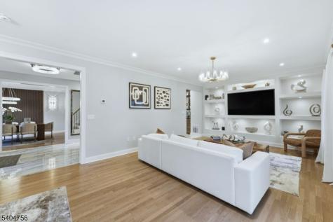 204 Bearwoods Road Park Ridge NJ 07656