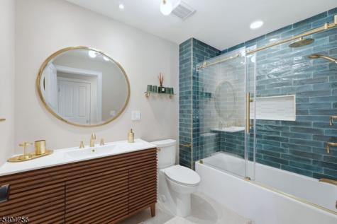 204 Bearwoods Road Park Ridge NJ 07656