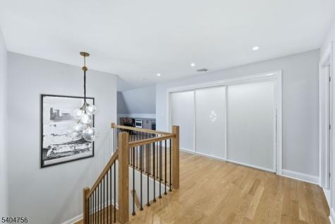 204 Bearwoods Road Park Ridge NJ 07656