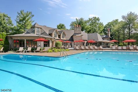 204 Bearwoods Road Park Ridge NJ 07656