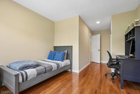 137 Kingston Court Madison NJ 07940