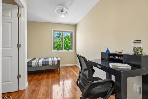 137 Kingston Court Madison NJ 07940