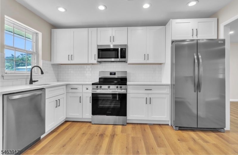 27 Cambridge Circle Manchester NJ 08759