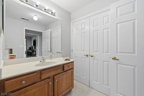 156 Old Farm Drive Allamuchy NJ 07838