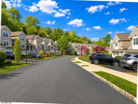 4 Woodmont Drive Randolph NJ 07869