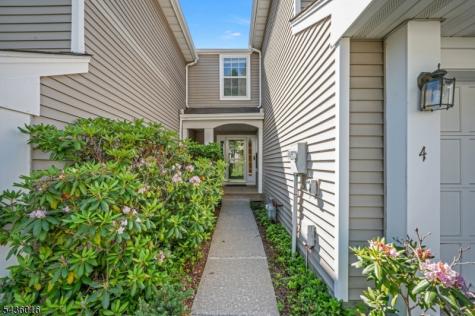 4 Woodmont Drive Randolph NJ 07869