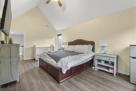 1 Wimbledon Drive 3 Vernon NJ 07462