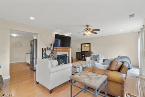 1 Wimbledon Drive 3 Vernon NJ 07462