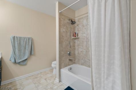 1 Wimbledon Drive 3 Vernon NJ 07462