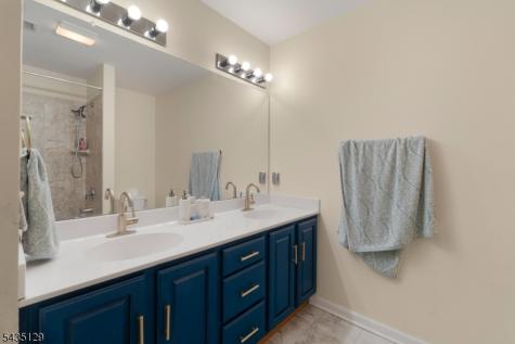 1 Wimbledon Drive 3 Vernon NJ 07462